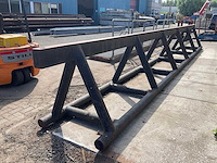Werf bok "drill pipe beam" - afbeelding 2 van  3