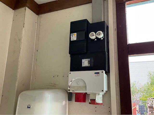 Werf toiletunit - afbeelding 3 van  3