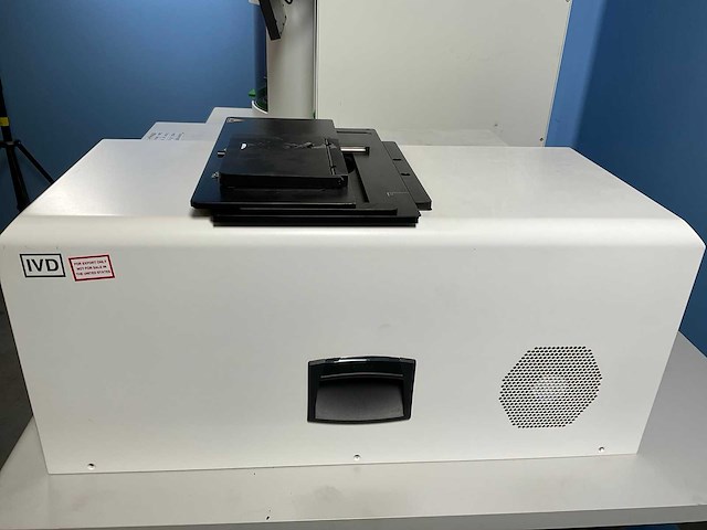 Werfen group novaview ifa microscoop - afbeelding 3 van  8