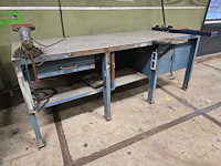 Werkbank - werkplaatsmeubilair - afbeelding 1 van  3
