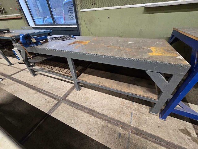 Werkbank - werkplaatsmeubilair - afbeelding 1 van  5