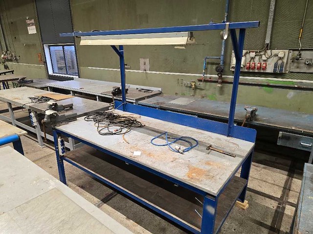 Werkbank - werkplaatsmeubilair - afbeelding 1 van  5