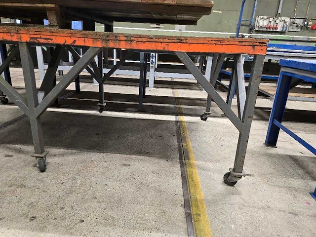 Werkbank - werkplaatsmeubilair - afbeelding 2 van  3