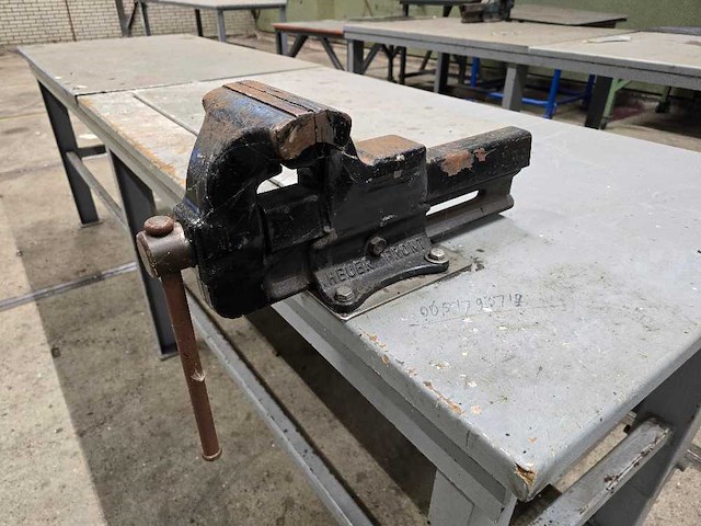 Werkbank - werkplaatsmeubilair - afbeelding 3 van  3