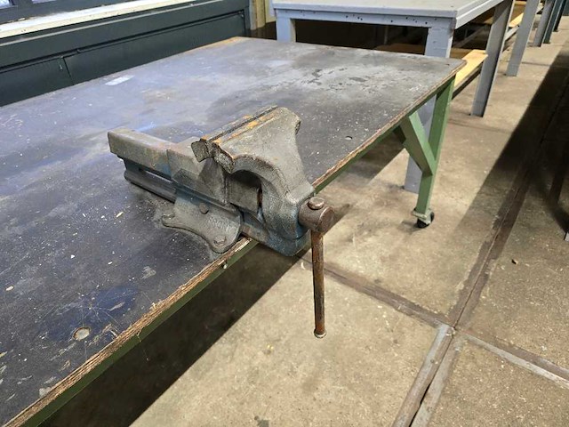 Werkbank - werkplaatsmeubilair - afbeelding 3 van  3