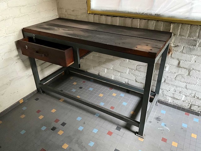 Werkbank 140x75cm - afbeelding 1 van  3