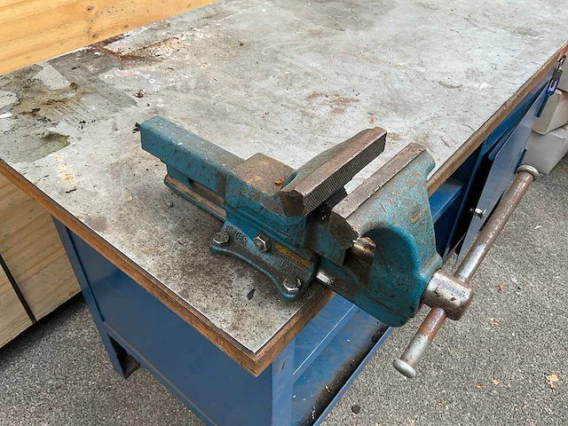 Werkbank 150x70x90cm v.v. heuer bankschroef 120mm - afbeelding 3 van  4