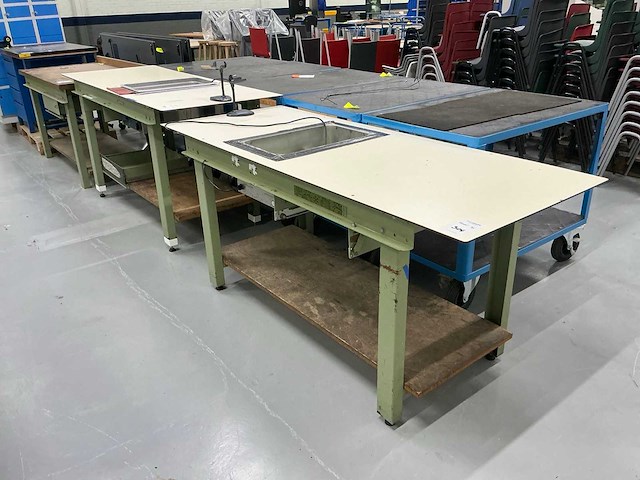 Werkbank (3x) - afbeelding 1 van  6