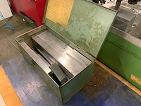 Werkbank en gereedschapskast met inhoud - afbeelding 8 van  17