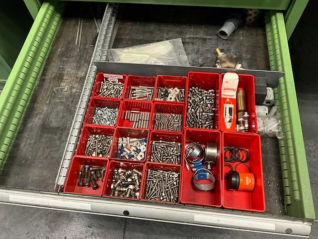 Werkbank en ladenkast - afbeelding 9 van  11