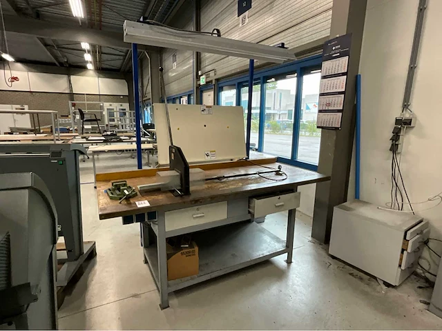 Werkbank + kabelgoot knipper - afbeelding 5 van  11