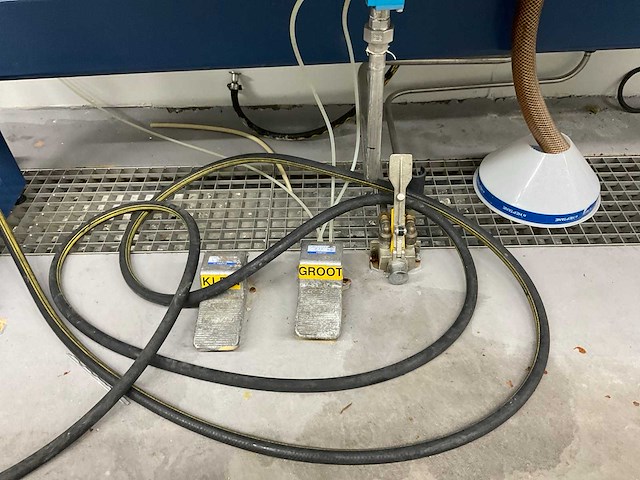 Werkbank / kast / spoelbak - afbeelding 1 van  13