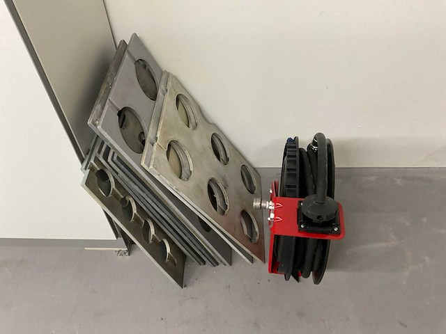 Werkbank / kast / spoelbak - afbeelding 6 van  13