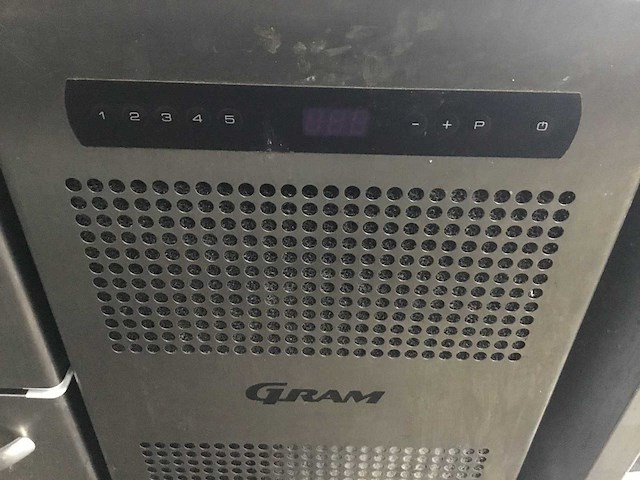 Werkbank koeling met saladiere - afbeelding 4 van  10