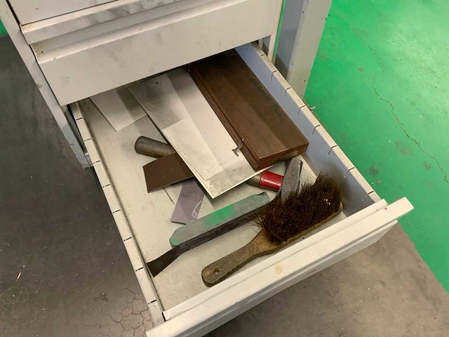 Werkbank met achterwand 180cm - afbeelding 3 van  17