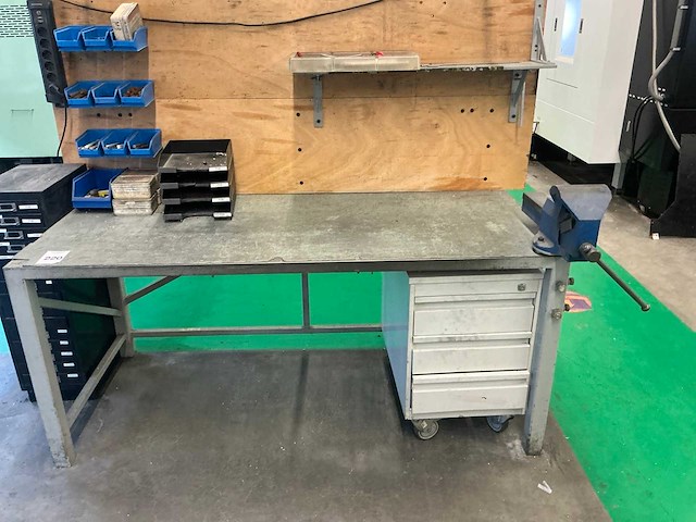 Werkbank met achterwand 180cm - afbeelding 10 van  17