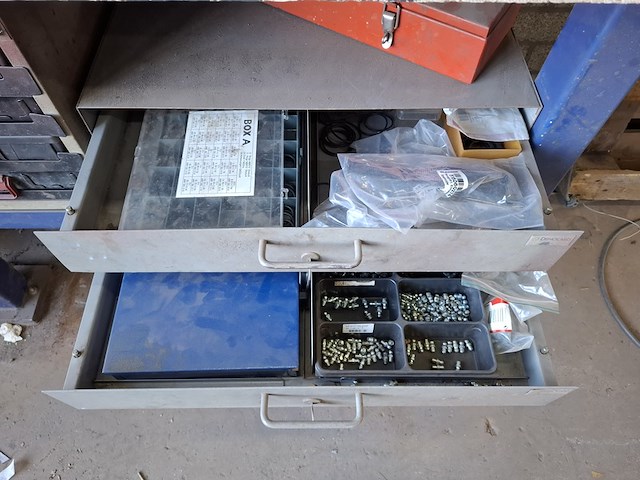 Werkbank met bankschroef en plaatbuiger - afbeelding 5 van  14