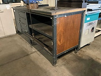 Werkbank met bankschroef - afbeelding 6 van  6