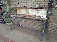 Werkbank met bankschroef - afbeelding 2 van  5