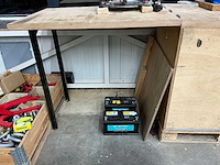 Werkbank met bankschroef - afbeelding 3 van  4