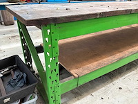Werkbank met bankschroef - afbeelding 5 van  6