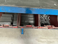 Werkbank met bankschroef - afbeelding 7 van  8