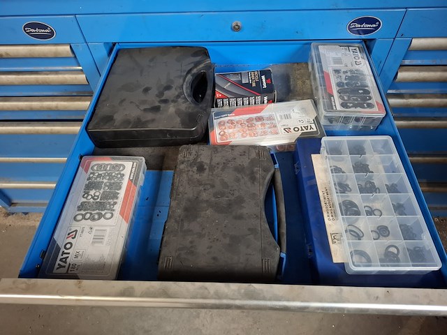 Werkbank met diverse gereedschap datona - afbeelding 8 van  12