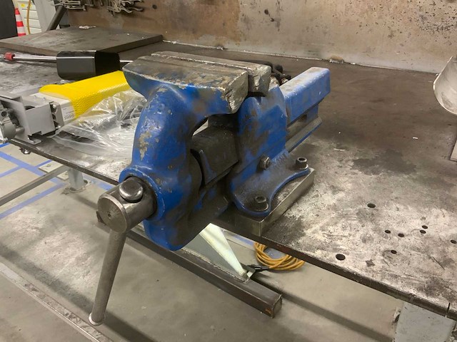 Werkbank met flexibele afzuiging - afbeelding 10 van  21