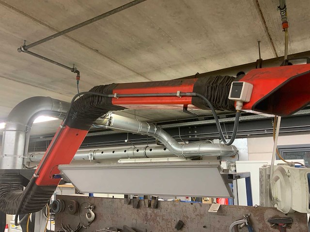 Werkbank met flexibele afzuiging - afbeelding 16 van  21
