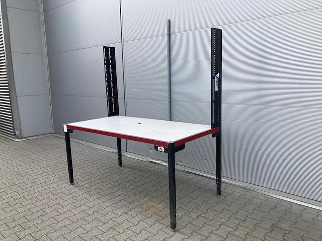 Werkbank met handmatige hoogteverstelling - afbeelding 3 van  4