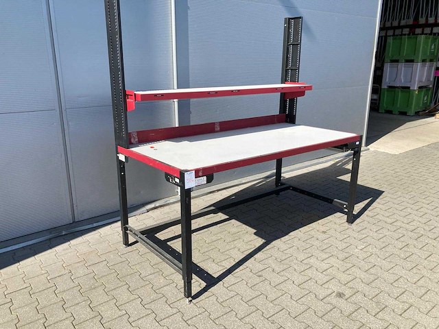 Werkbank met handmatige hoogteverstelling - afbeelding 1 van  2