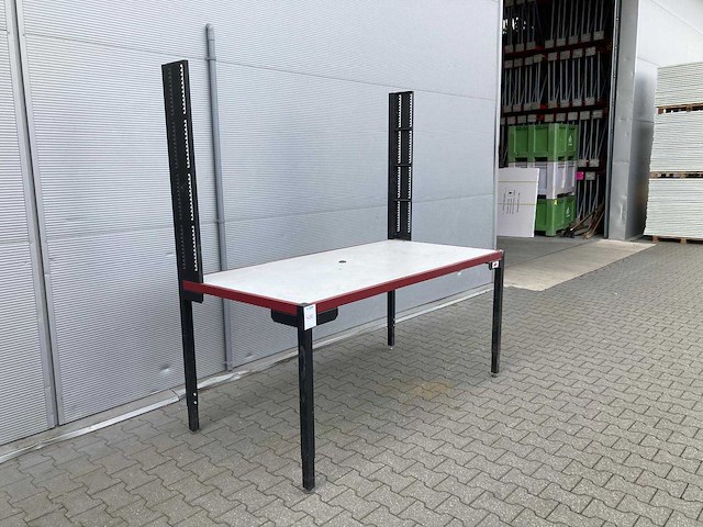 Werkbank met handmatige hoogteverstelling - afbeelding 1 van  3