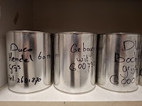 Werkbank met inhoud v.v. bankschroef - afbeelding 4 van  17