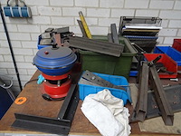 Werkbank met inhoud - afbeelding 7 van  8