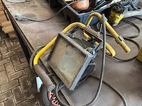 Werkbank met inhoud - afbeelding 6 van  9