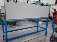Werkbank met inhoud - afbeelding 3 van  6