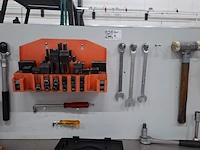 Werkbank met inhoud - afbeelding 5 van  6