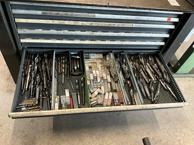 Werkbank met lades - afbeelding 9 van  10