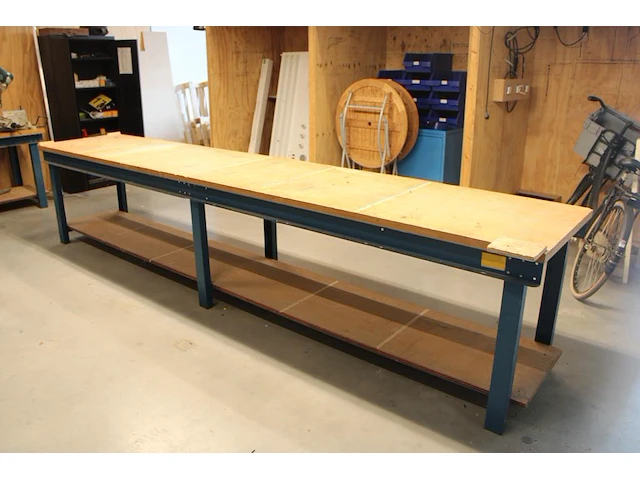 Werkbank met onderplateau, afm. 400 x 75 x 85 cm. - afbeelding 1 van  2