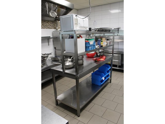 Werkbank met onderplateau voorzien van opbouwschappen. afm. 180 x 70 x werkhoogte 89 en totale hoogte 189 cm. - afbeelding 2 van  3