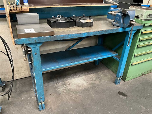 Werkbank met toebehoren - afbeelding 3 van  9