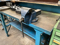 Werkbank met toebehoren - afbeelding 7 van  9