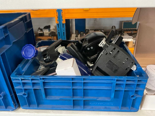Werkbank met toebehoren - afbeelding 13 van  15