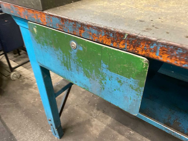 Werkbank met verlichting - afbeelding 6 van  8