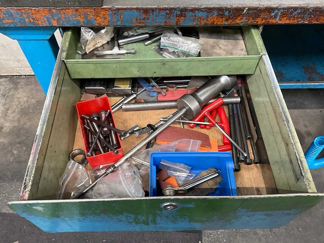 Werkbank met verlichting - afbeelding 7 van  8