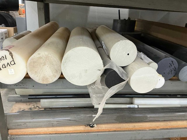 Werkbank met volkern kunststof - afbeelding 4 van  15