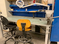 Werkbank met werkstoelen - afbeelding 5 van  11