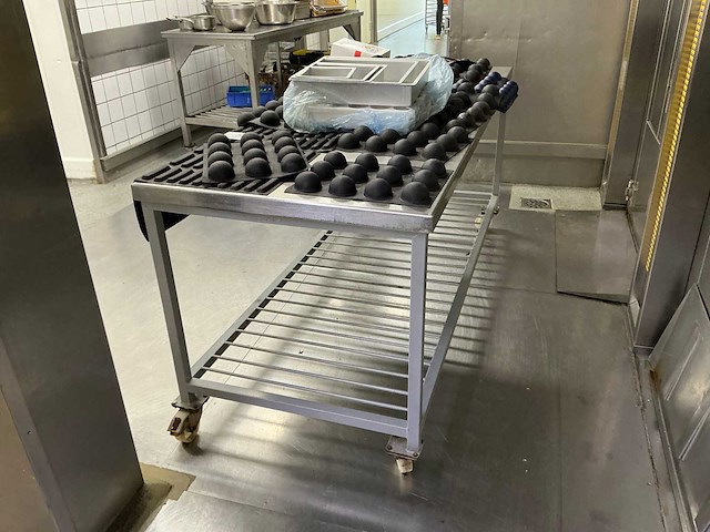 Werkbank metaal met rvs bovenblad - afbeelding 2 van  3