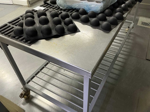 Werkbank metaal met rvs bovenblad - afbeelding 3 van  3