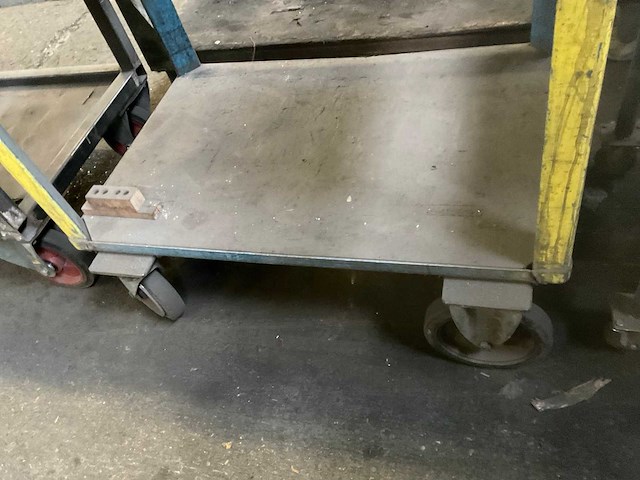 Werkbank op wielen - afbeelding 4 van  8